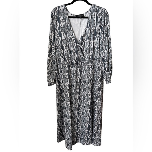 ELOQUII Women’s Snakeskin Print Maxi Dress With Side Slit Size 16 - Picture 2 of 6